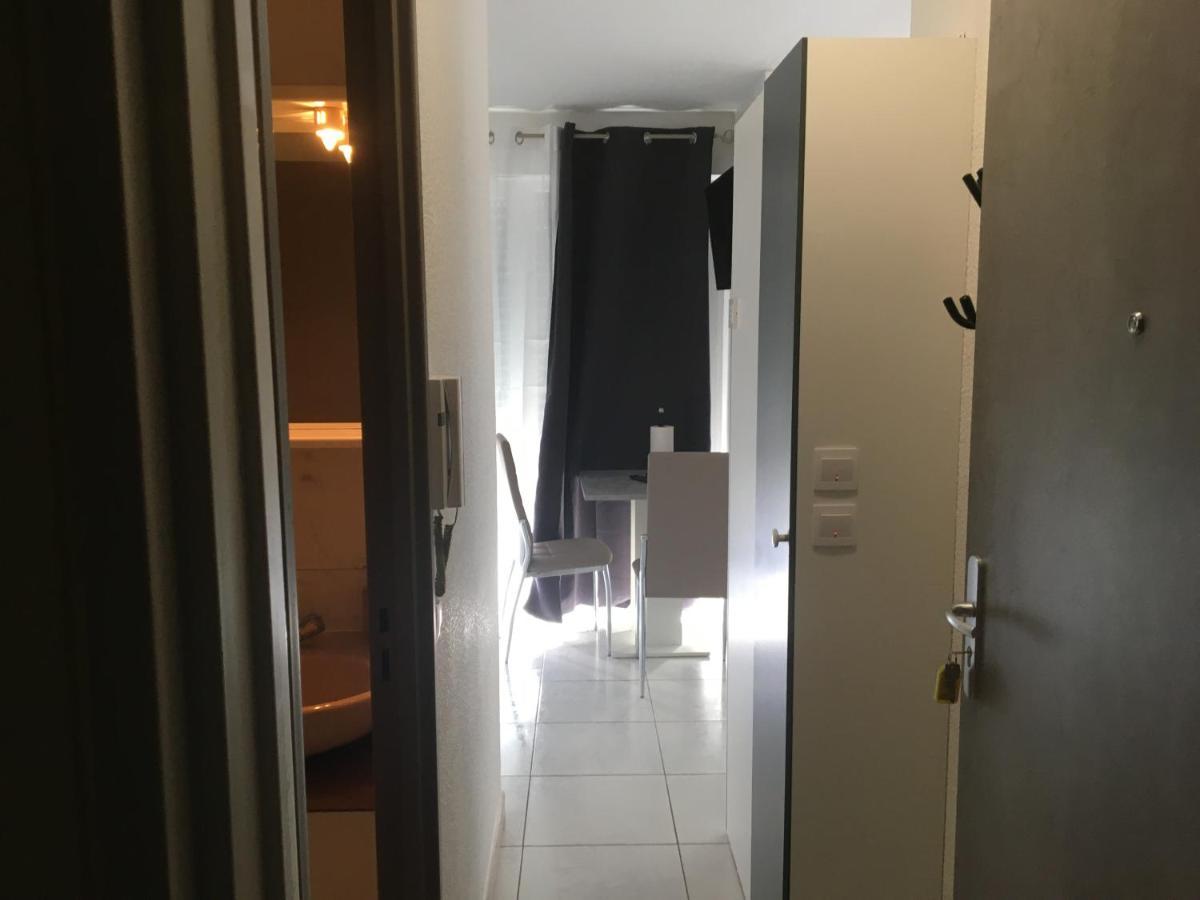 Studios Lora Rm 860 سا لووي المظهر الخارجي الصورة